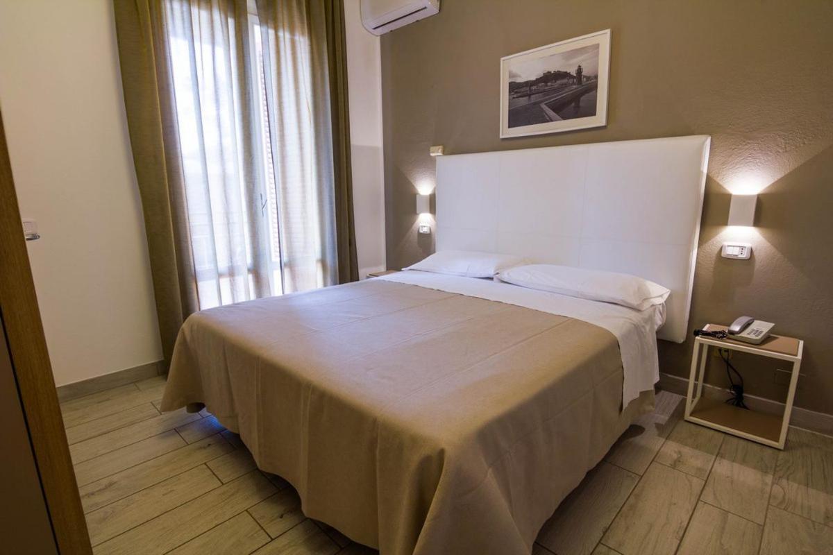 Hotel Mirella กาส์ตีจลิโอเน เดลลา เปสกายา ห้อง รูปภาพ